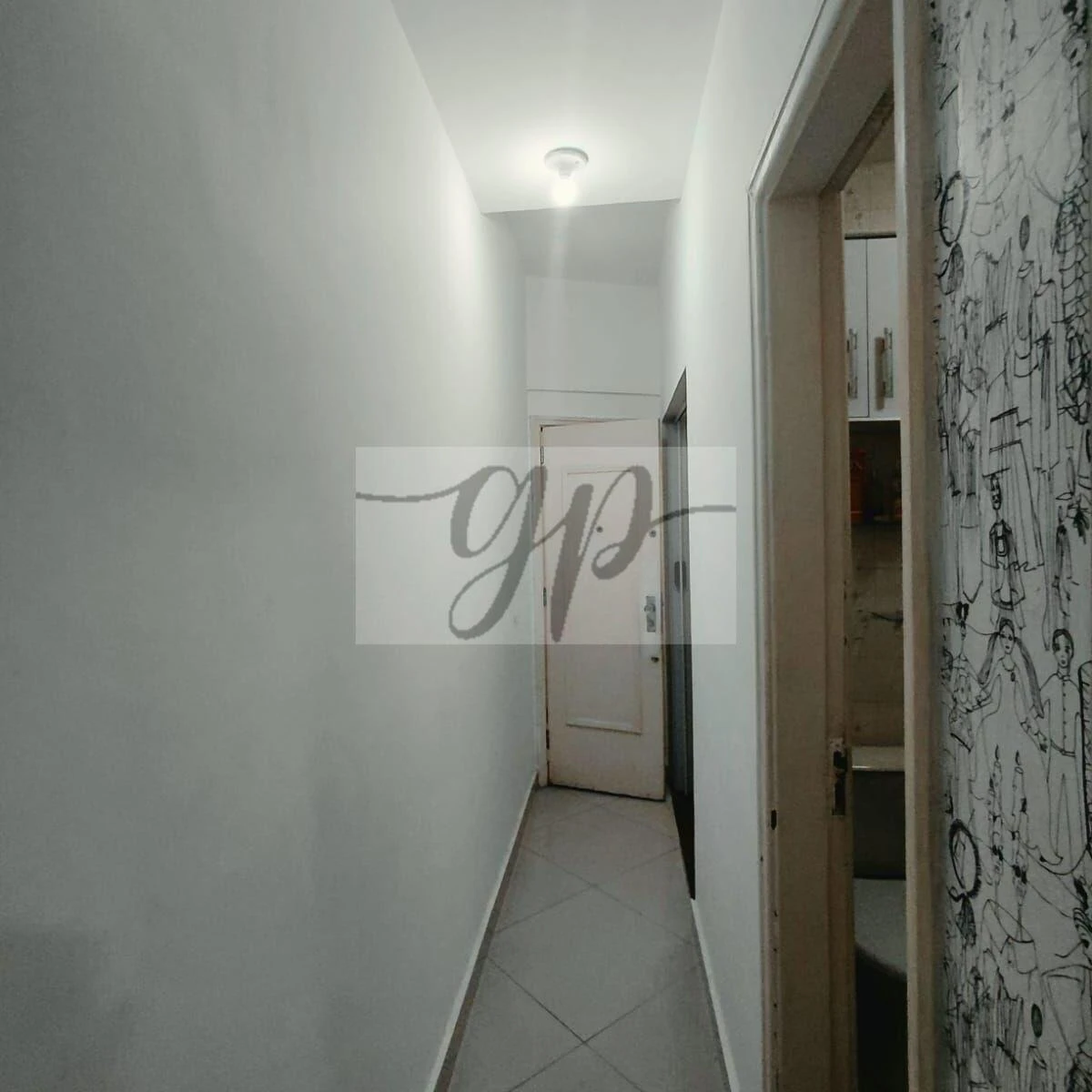 Studio apartment 40 m² with gas stove corner — photo 3