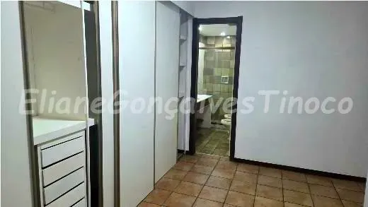 Apartment on the 3rd floor with a walk-in closet — photo 12