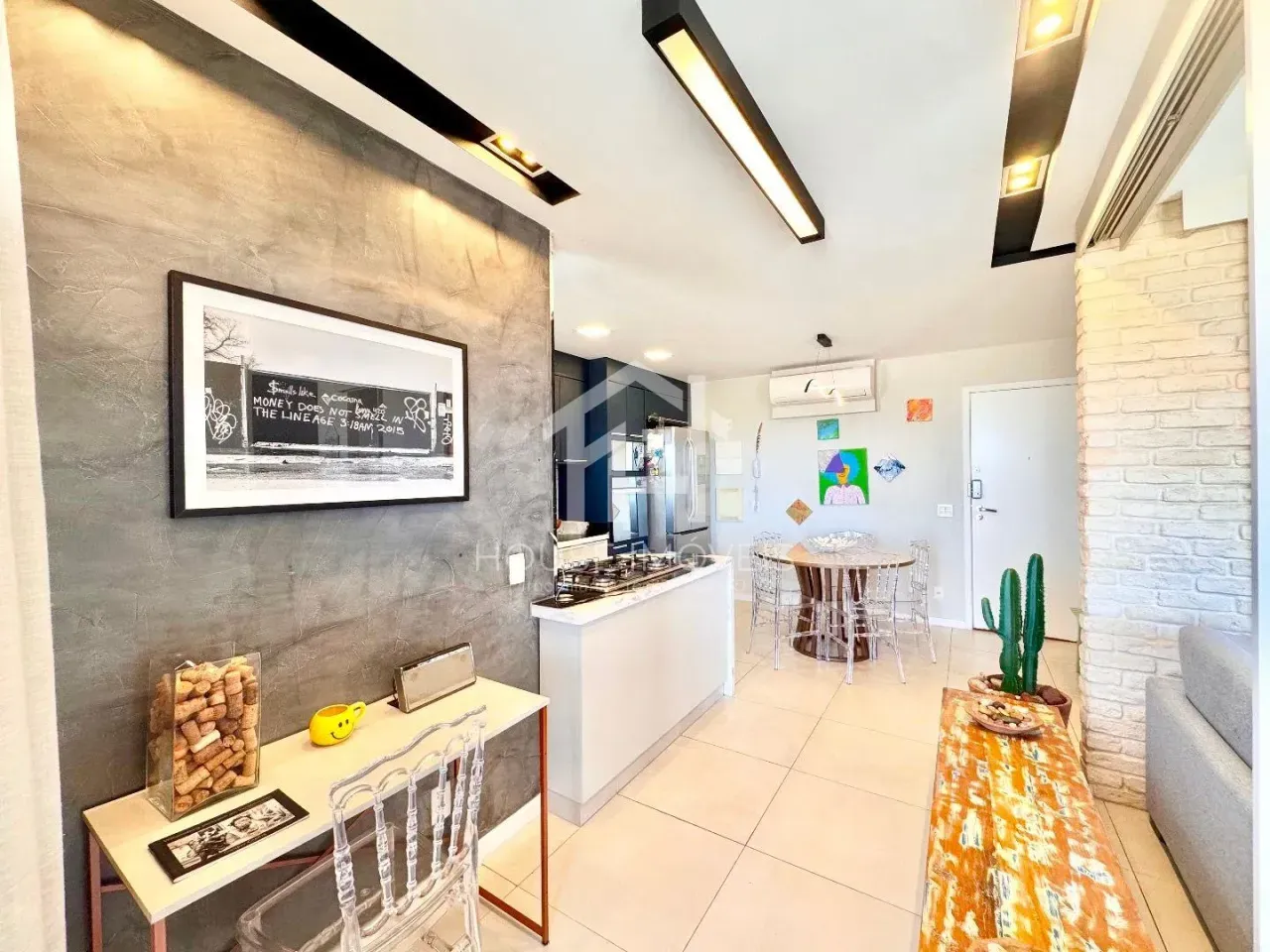 Furnished 65 m² apartment with 1 en-suite and 1 parking space — photo 10