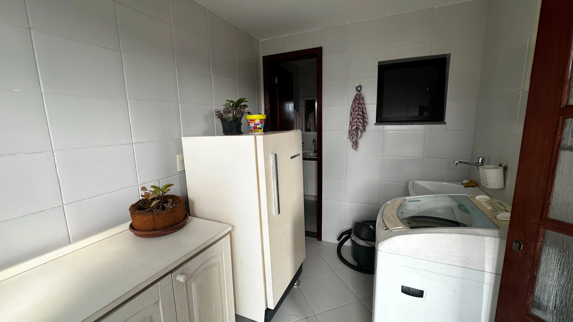 Furnished apartment with 2 bedrooms and a balcony — photo 15