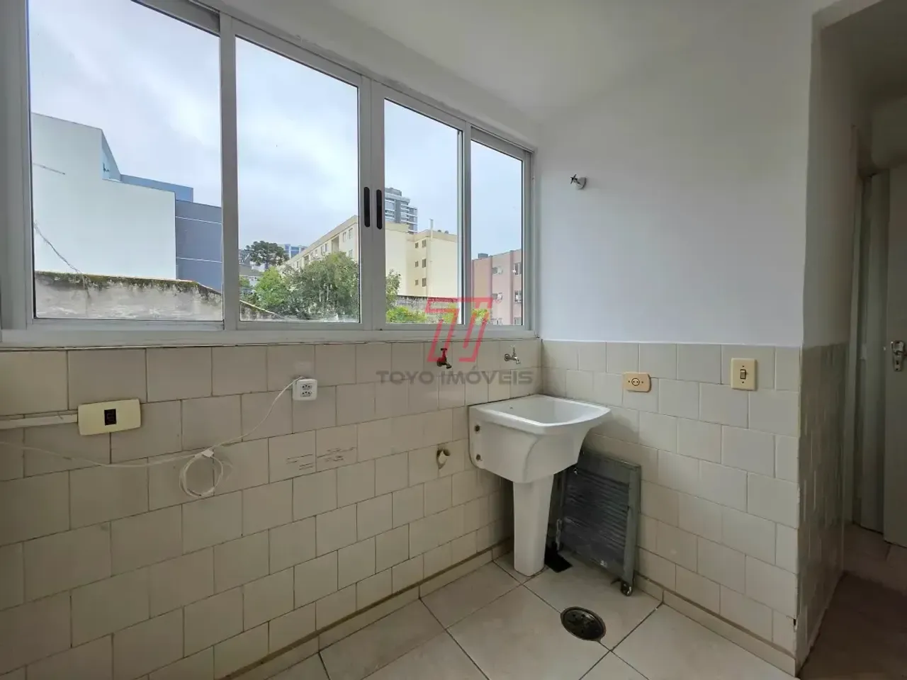 Apartamento de 3 dormitorios con 1 plaza en 1er piso — photo 20