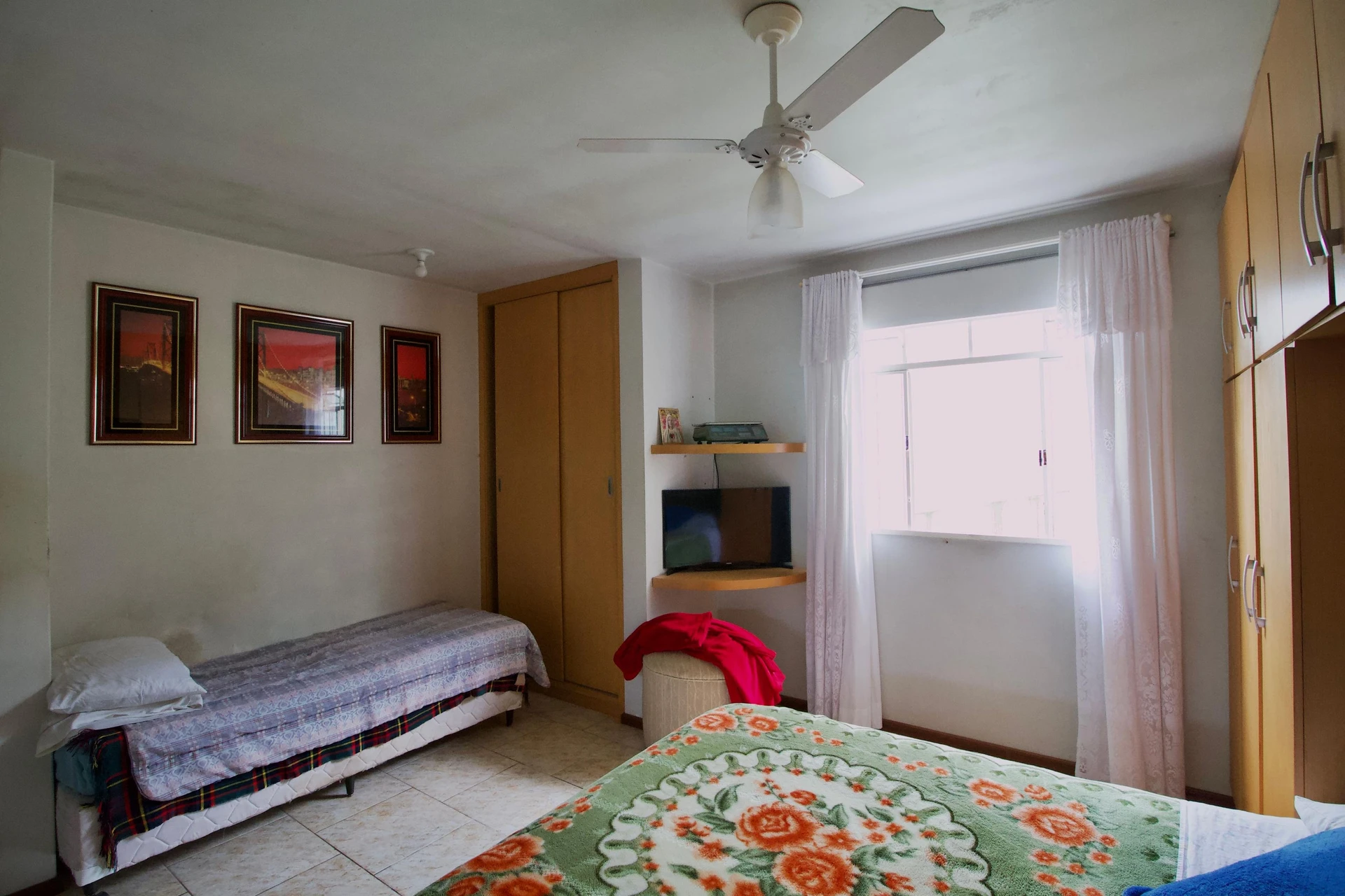 360 m² house with a home office and a garden — photo 36