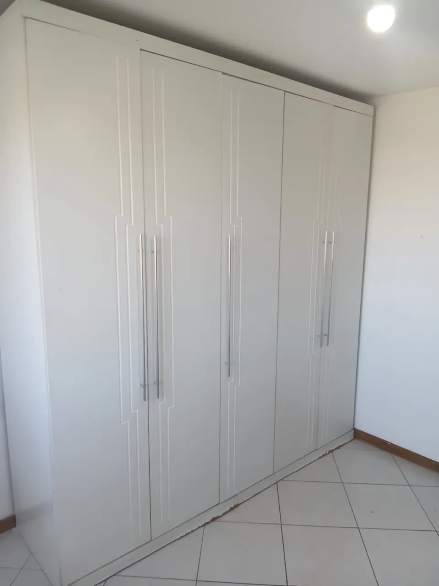 3-bedroom apartment with built-in wardrobes — photo 27