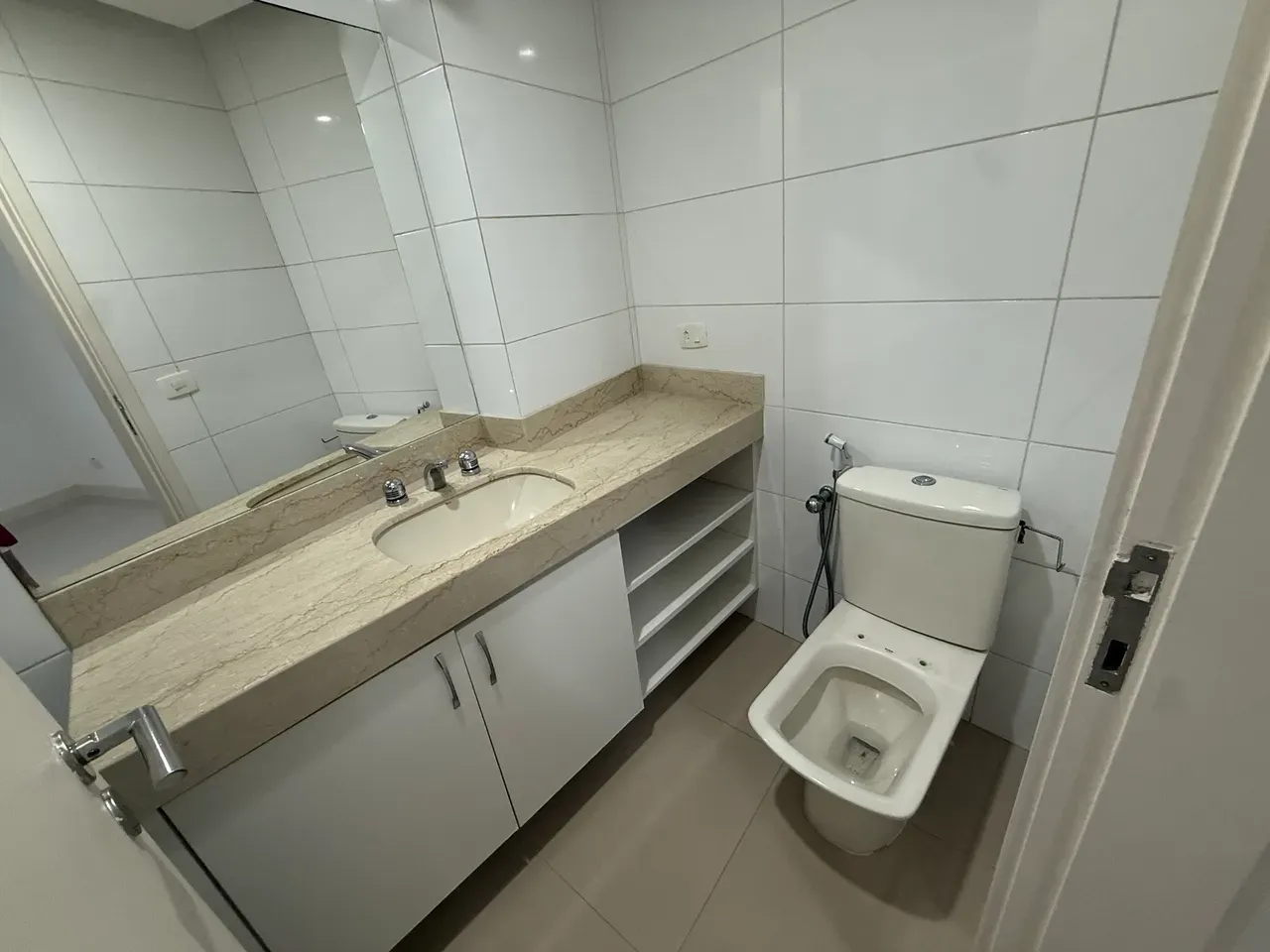 Apartamento de 1 quarto com armários embutidos — photo 24