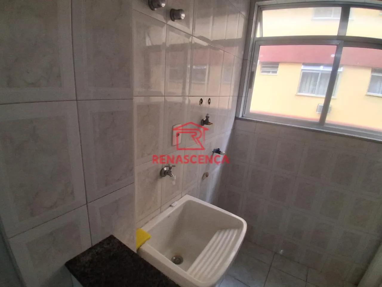3-bedroom apartment with a mountain view in Rio de Janeiro — photo 21