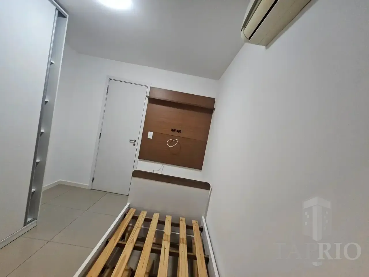 Furnished penthouse with 3 bedrooms and 3 baths — photo 7