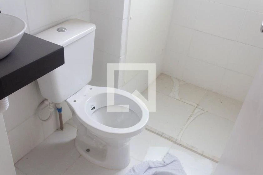 2-bedroom apartment in a building with a gym — photo 31