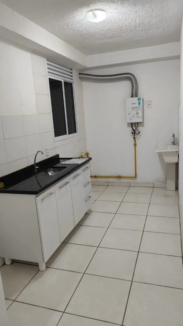 Apartamento de 2 quartos em condomínio com piscina — photo 3