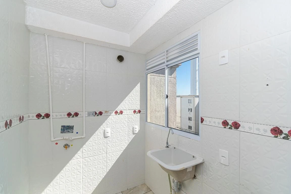 Apartamento para aluguel com 2 quartos e 1 banheiro — photo 32