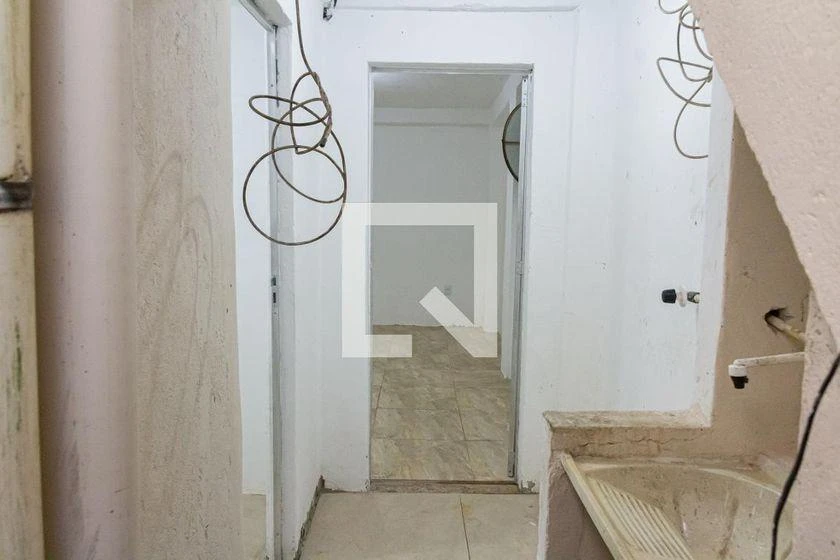 Estudio sin amueblar de 30 m² con 1 baño — photo 32