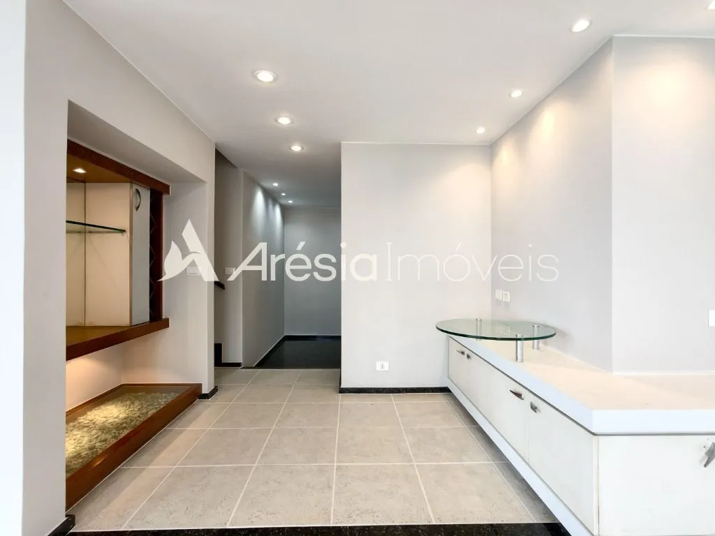3-bedroom apartment with a bathtub — photo 17