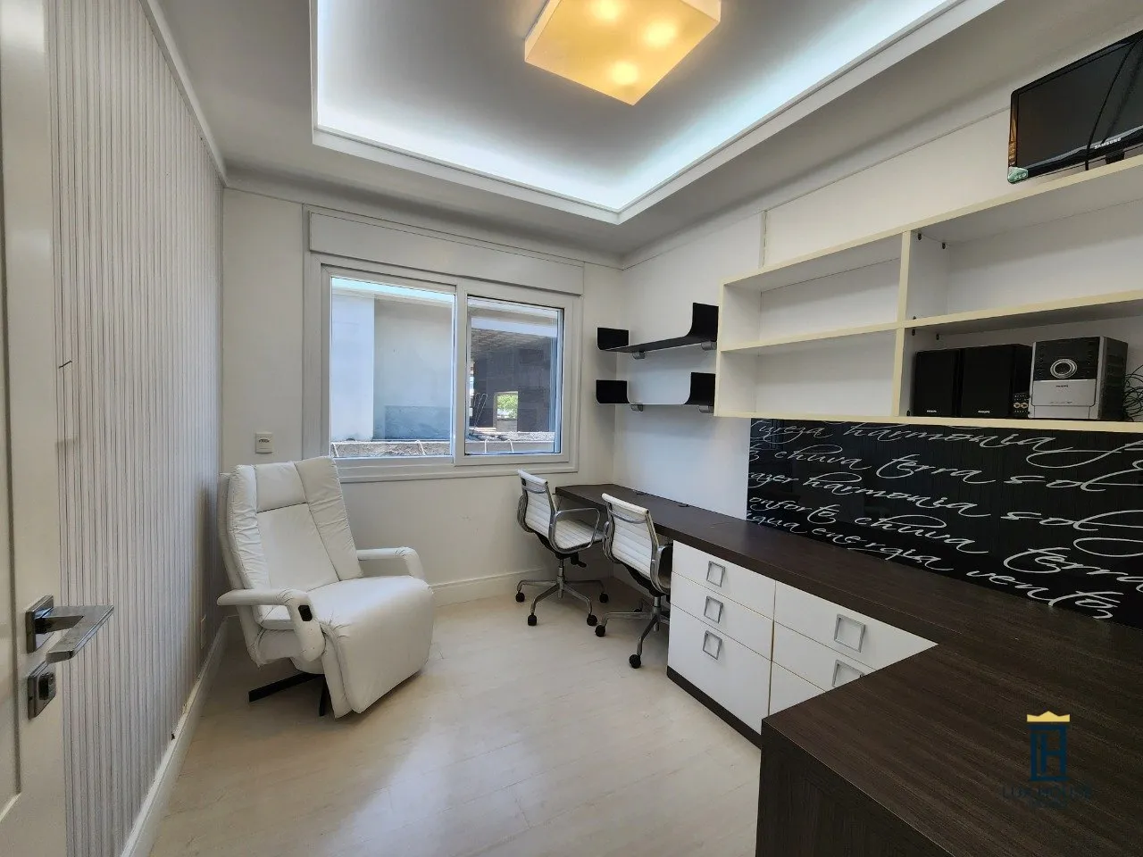 Furnished house with 7 en-suite bedrooms and 10 baths — photo 35
