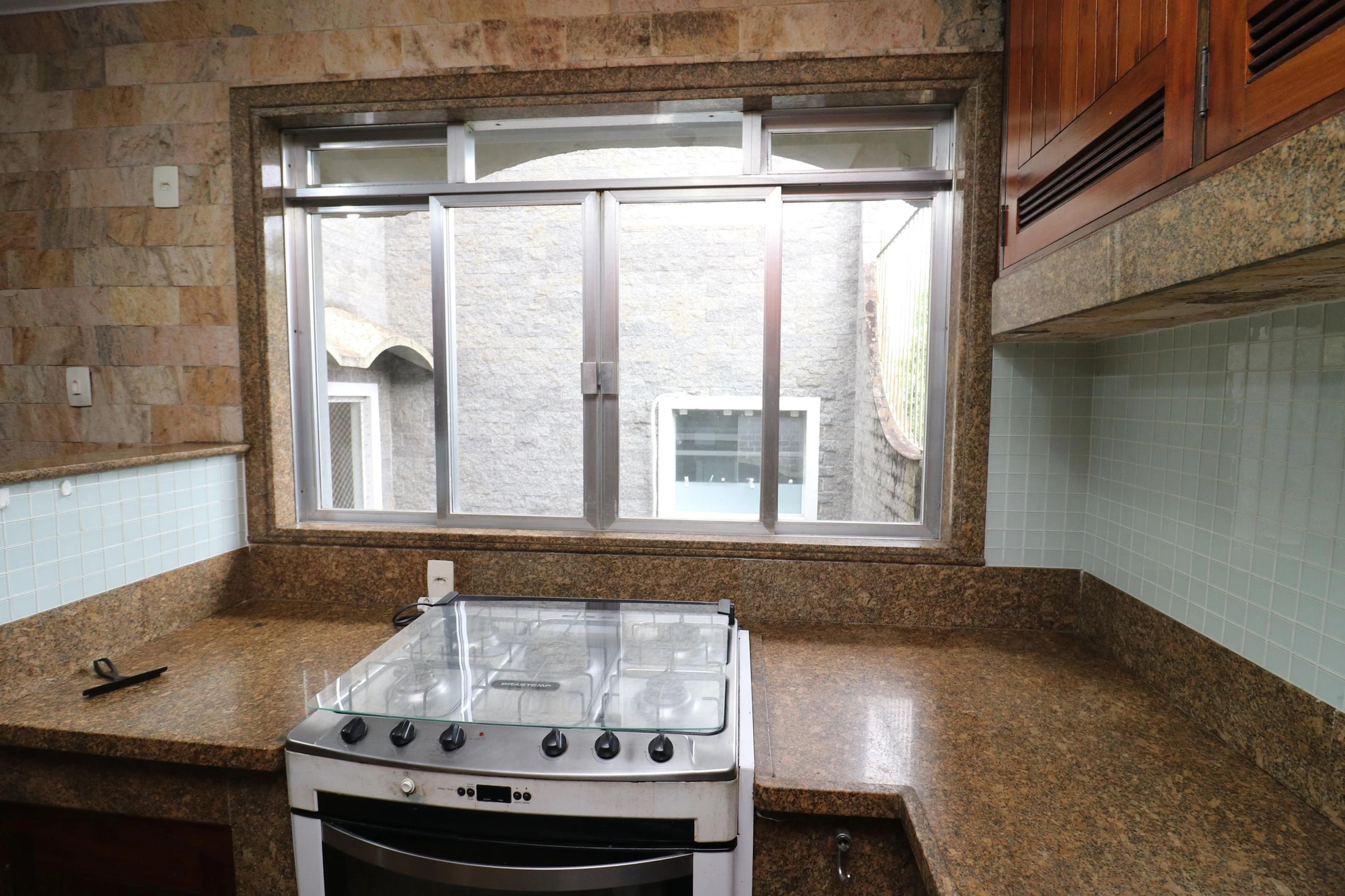 Vestidor y 5 dormitorios: casa de 420 m² — photo 20