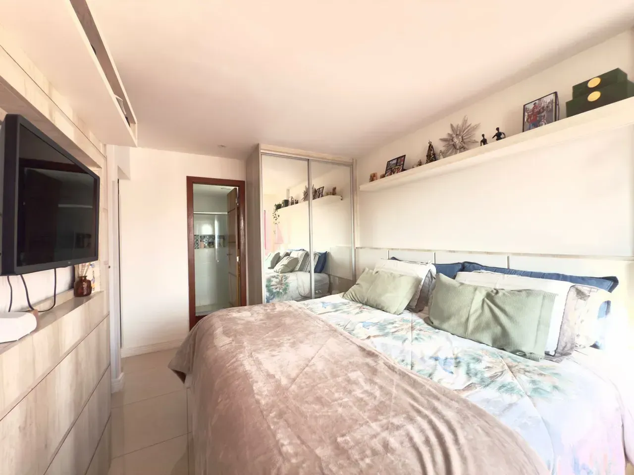 Apartamento duplex mobiliado com 4 quartos e 4 banheiros — photo 10