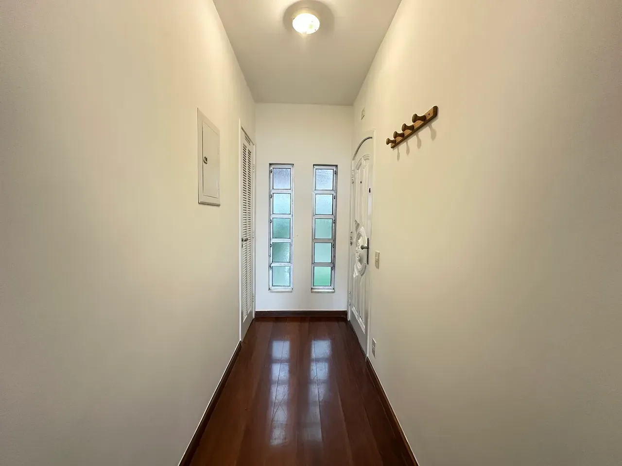 Apartment on the 4th floor with floor-to-ceiling windows — photo 37