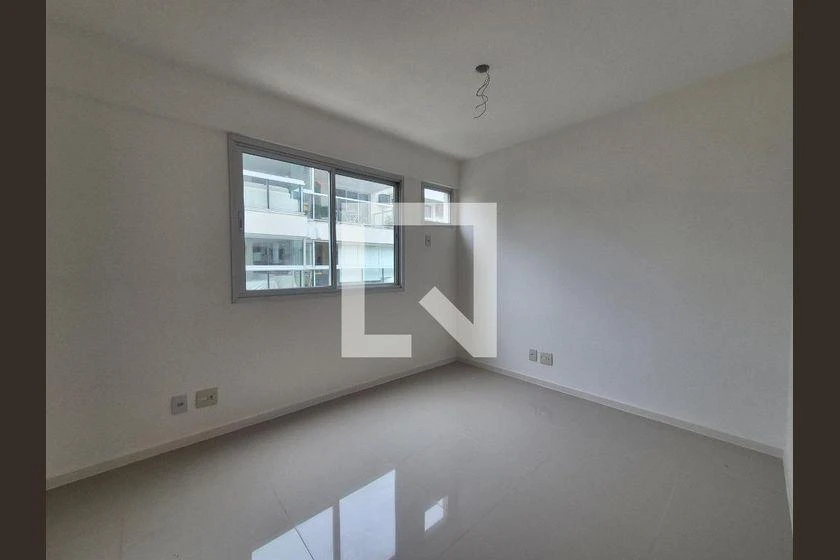 3-bedroom apartment in a building with a gym — photo 18