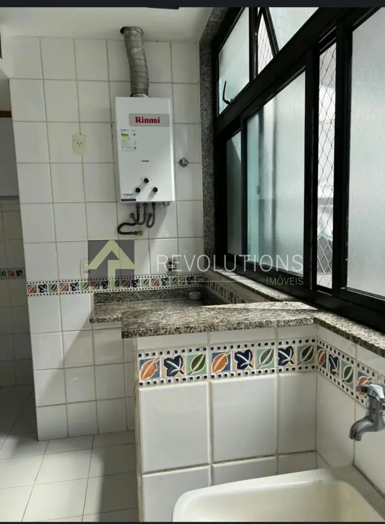 3-bedroom apartment in a building with a sauna — photo 11