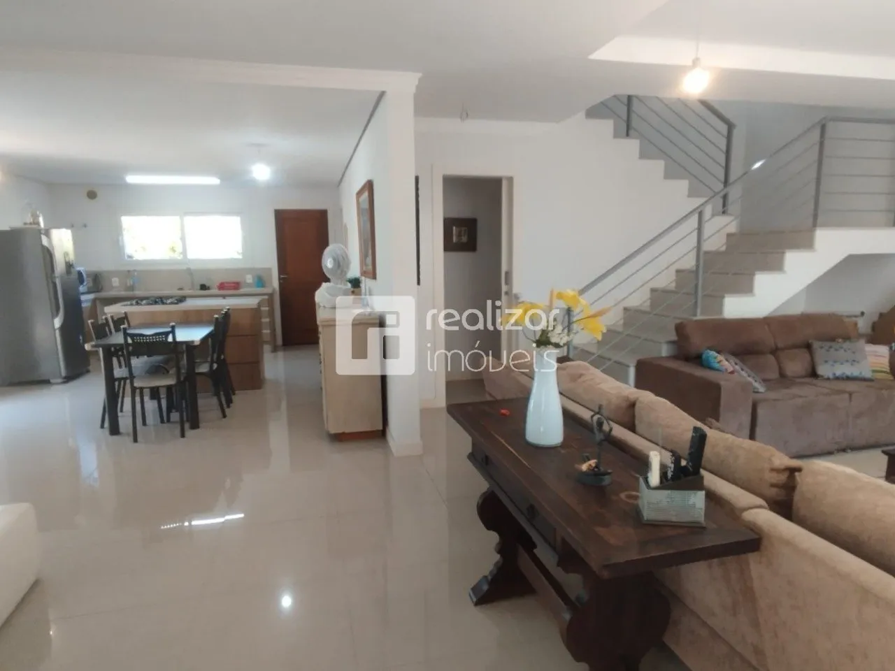 Furnished house with 4 bedrooms and 190 m² plus a garden — photo 17