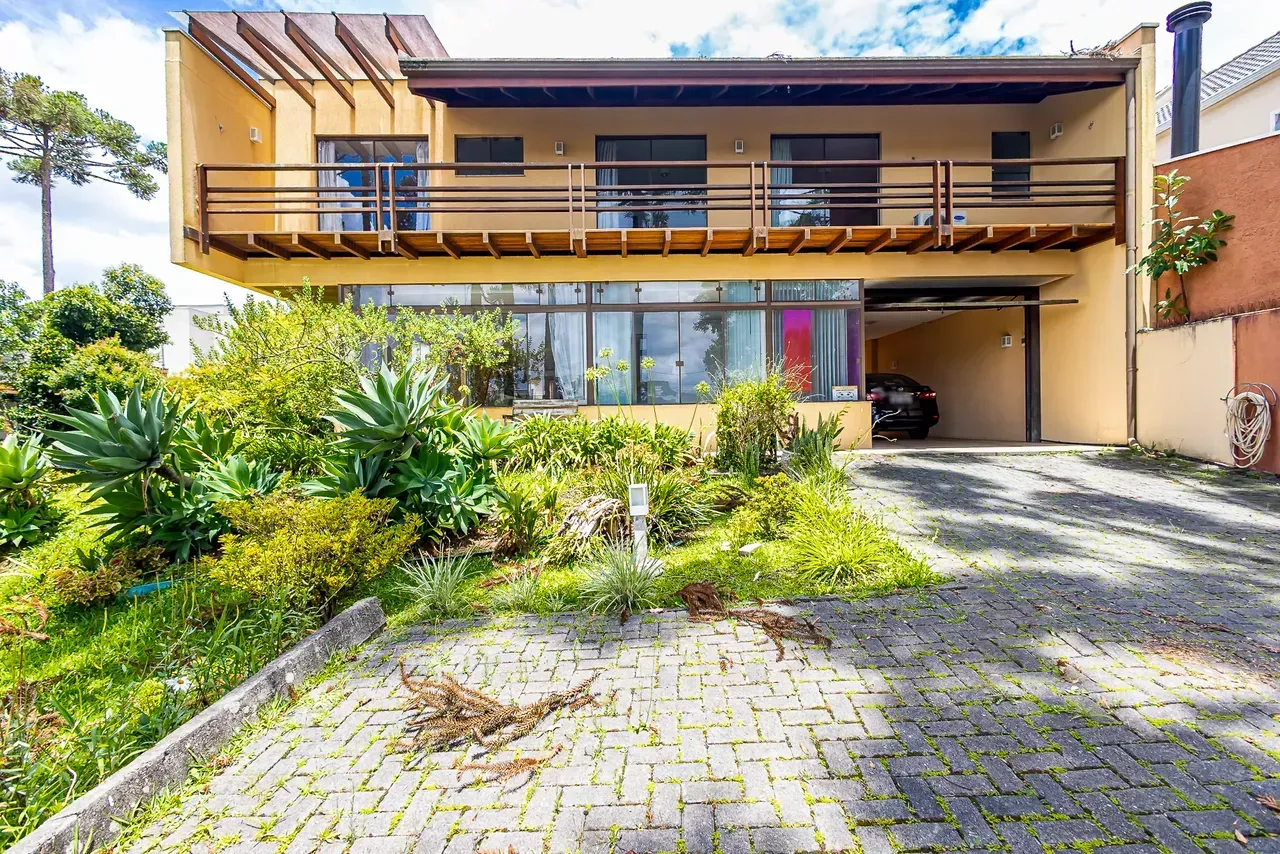 Furnished house with 5 bedrooms and 470 m² — photo 17