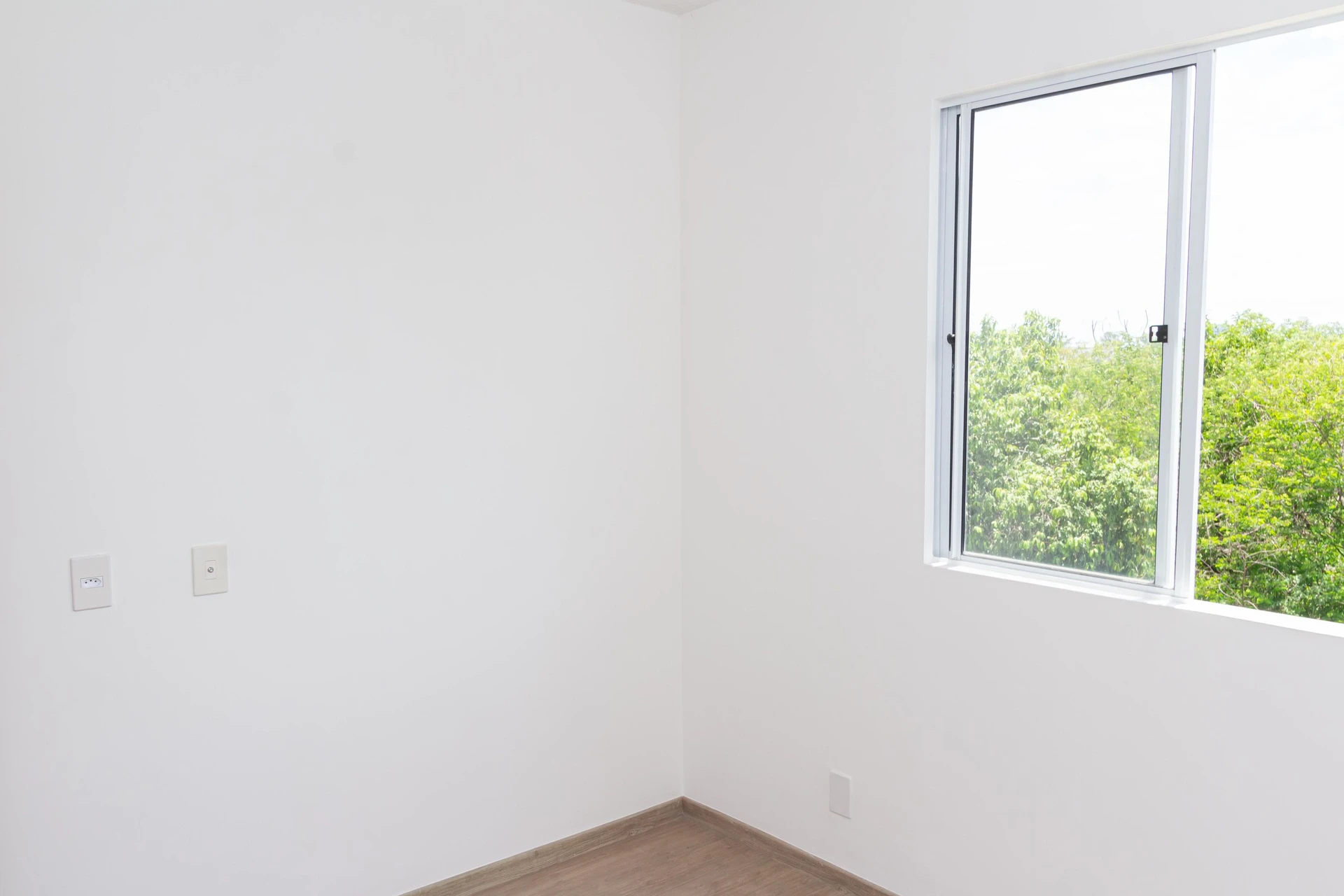 Rental apartment with 2 bedrooms and a balcony — photo 59