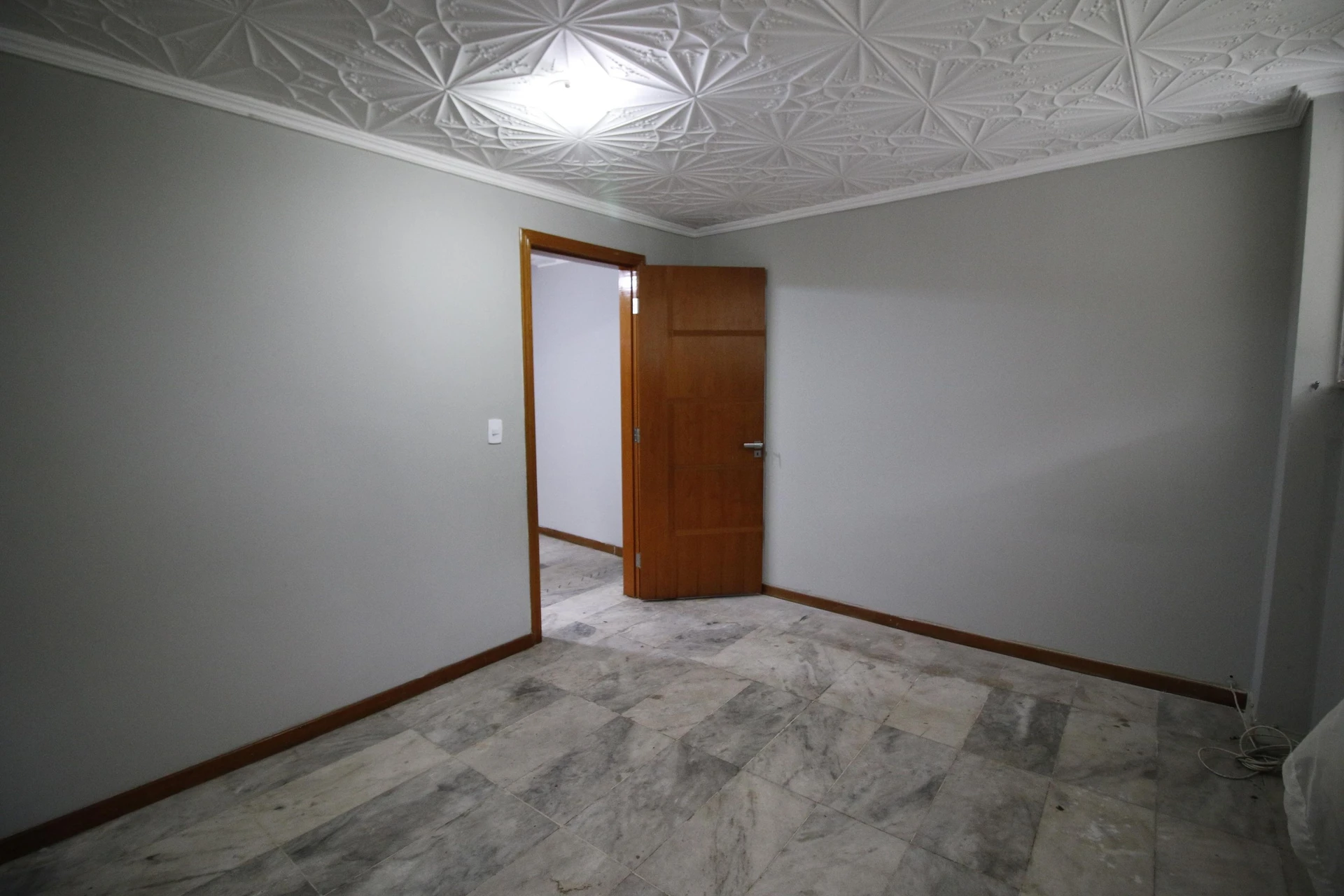 Condo house with 4 bedrooms and 2 en-suites, 3 parking — photo 32
