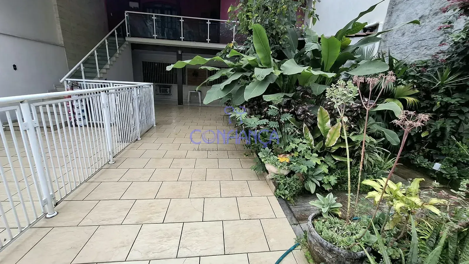 Будинок 180 м² з балконом із грилем та пральною машиною — photo 17