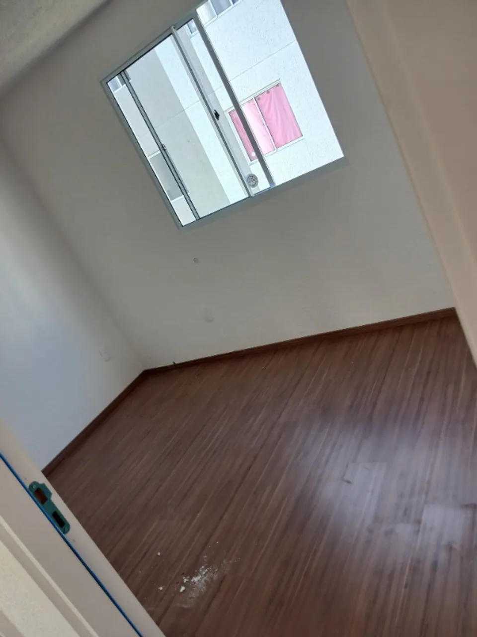 Wood or laminate floors in a 2-bedroom apartment, 45 m²