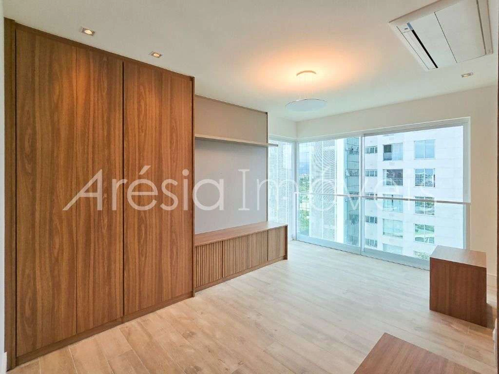 Apartamento de 267 m² com 3 suítes e piscina privativa — photo 16