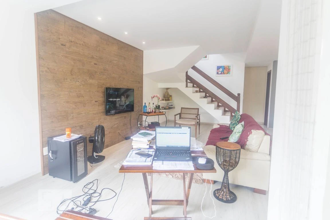 Furnished 680 m² house with 3 bedrooms — photo 44