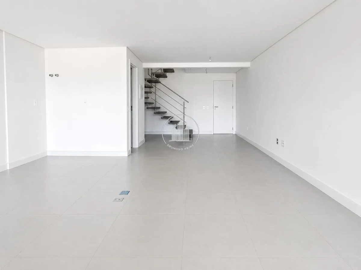 Duplex apartment with 1 en-suite and terrace — photo 22