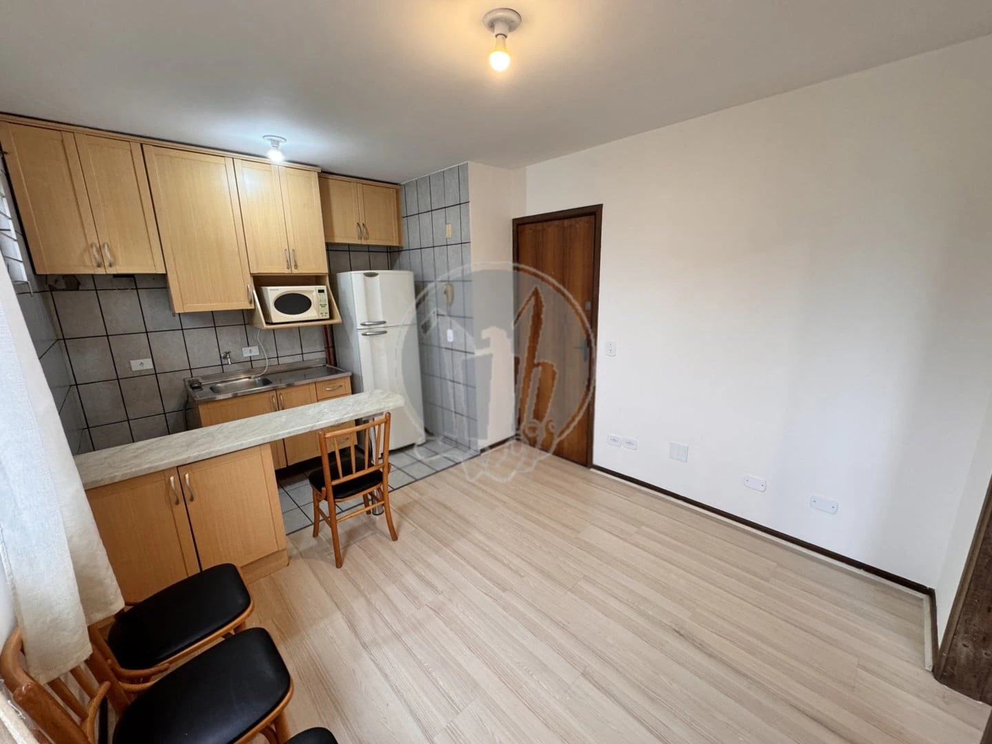 1-bedroom apartment 61 m² with 1 parking space — photo 3