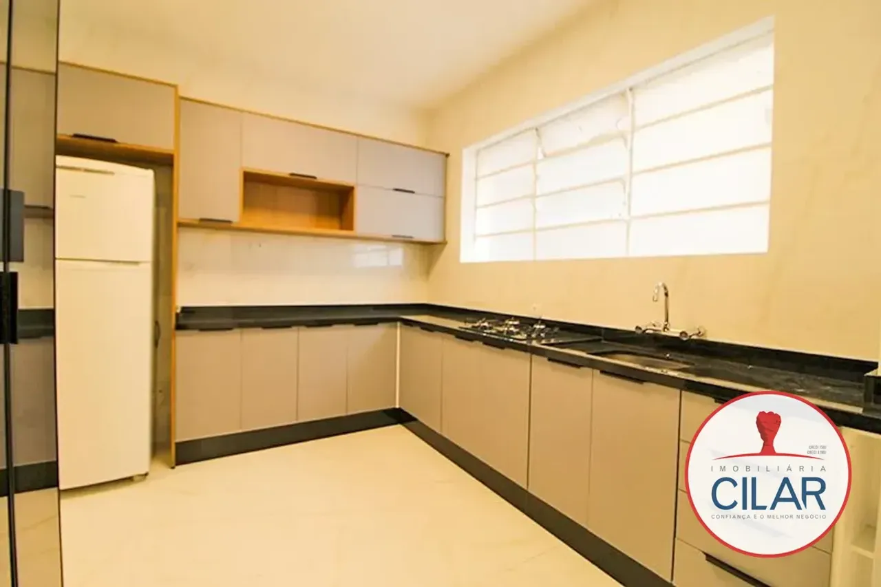3-bedroom apartment with a home office in Curitiba — photo 20