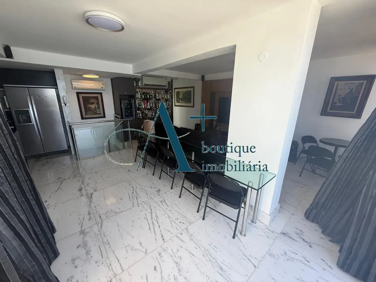Triplex penthouse with 3 bedrooms and 3 bathrooms — photo 20