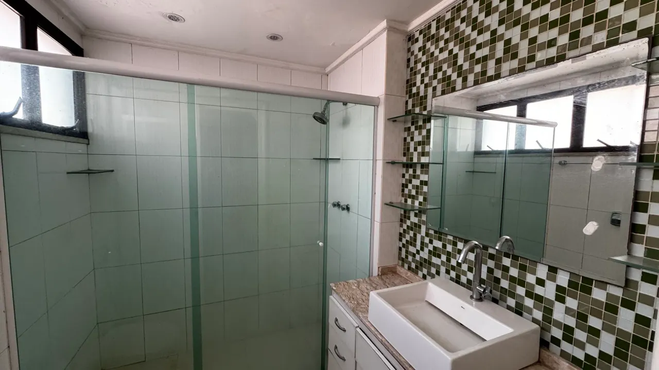 Duplex 469 m² with 5 bedrooms and a gas stove kitchen — photo 18