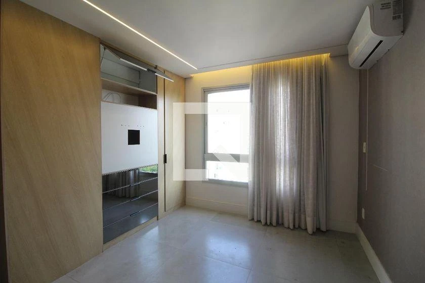 4 quartos e closet: apartamento de 221 m² — photo 47