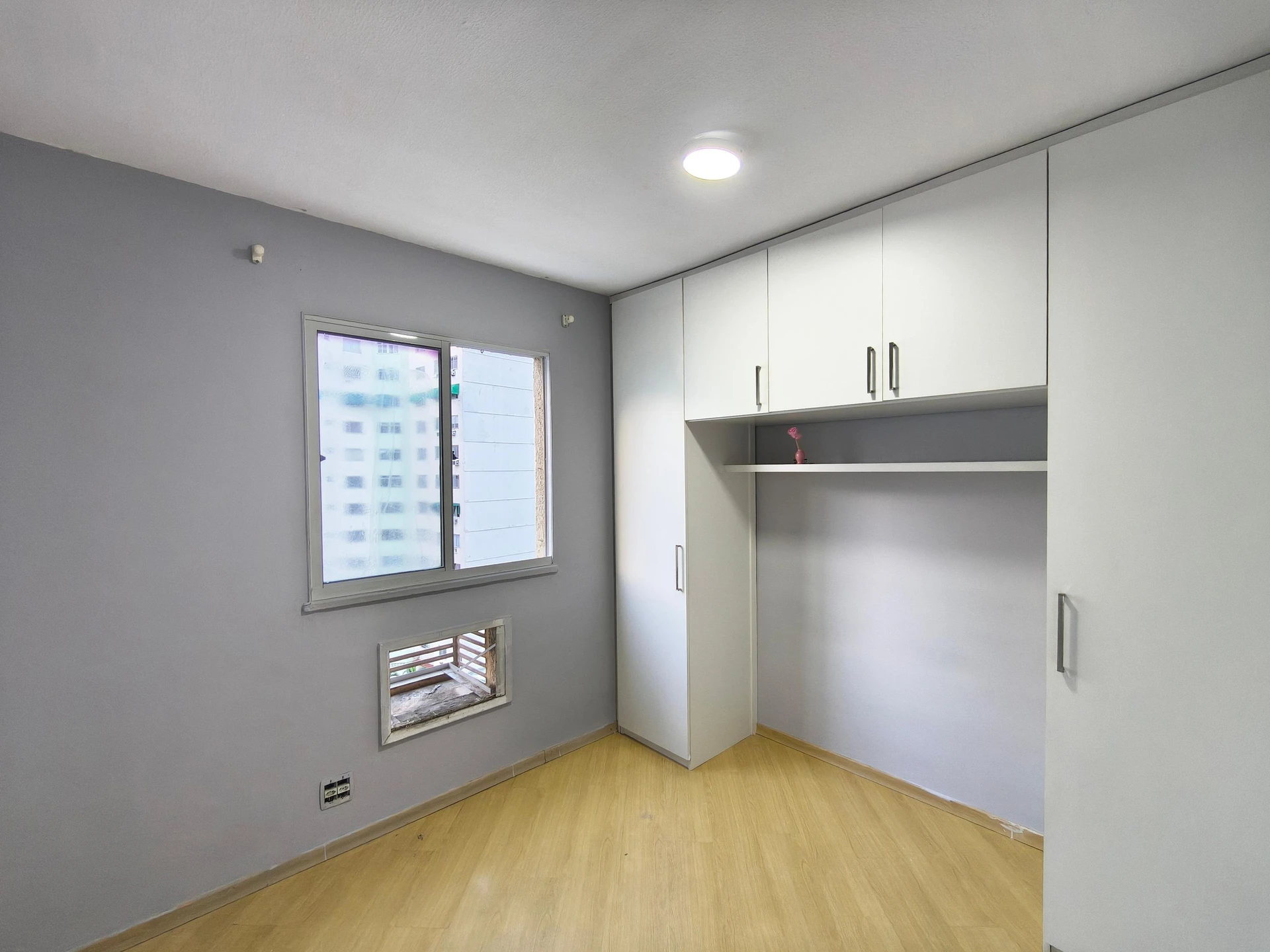 Home office in a 2-bedroom apartment, 50 m² — photo 3