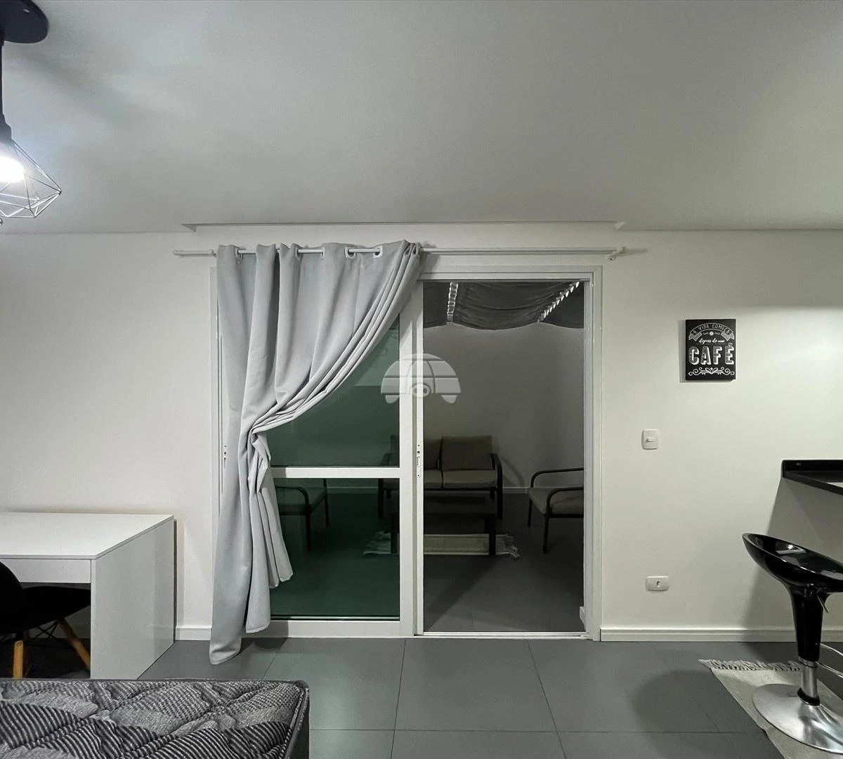 One-bedroom apartment with a dryer — photo 35