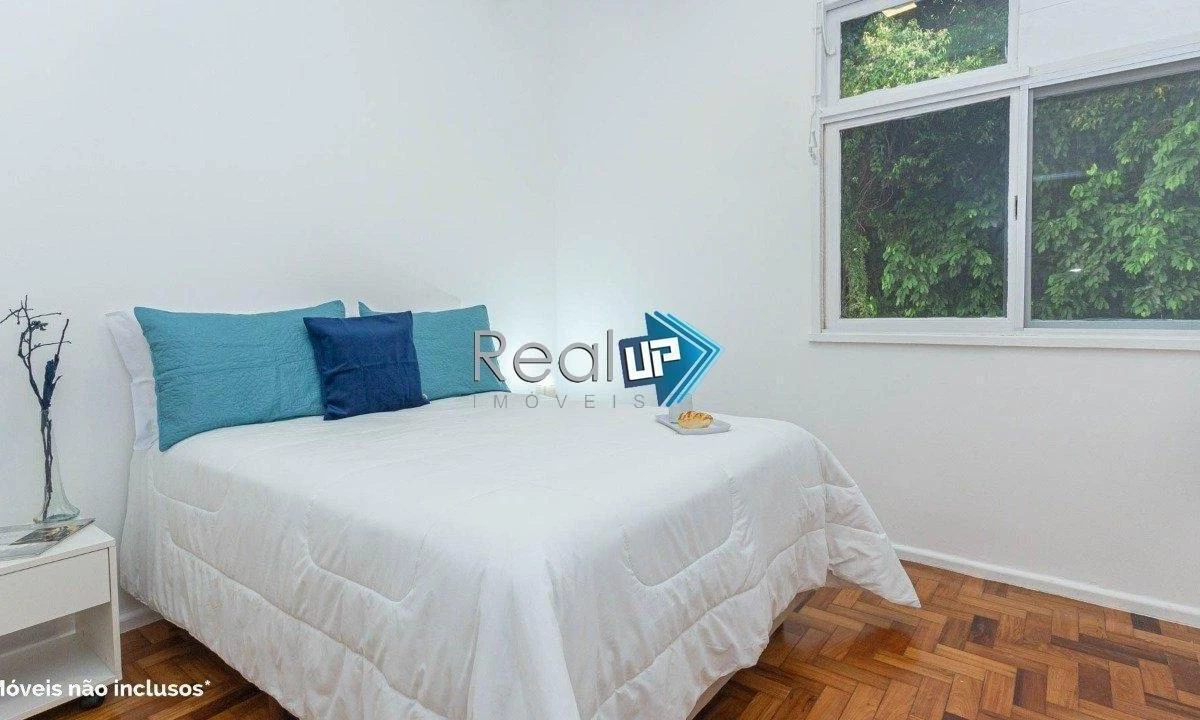 Apartment, 66 m², with wood or laminate floors — photo 3
