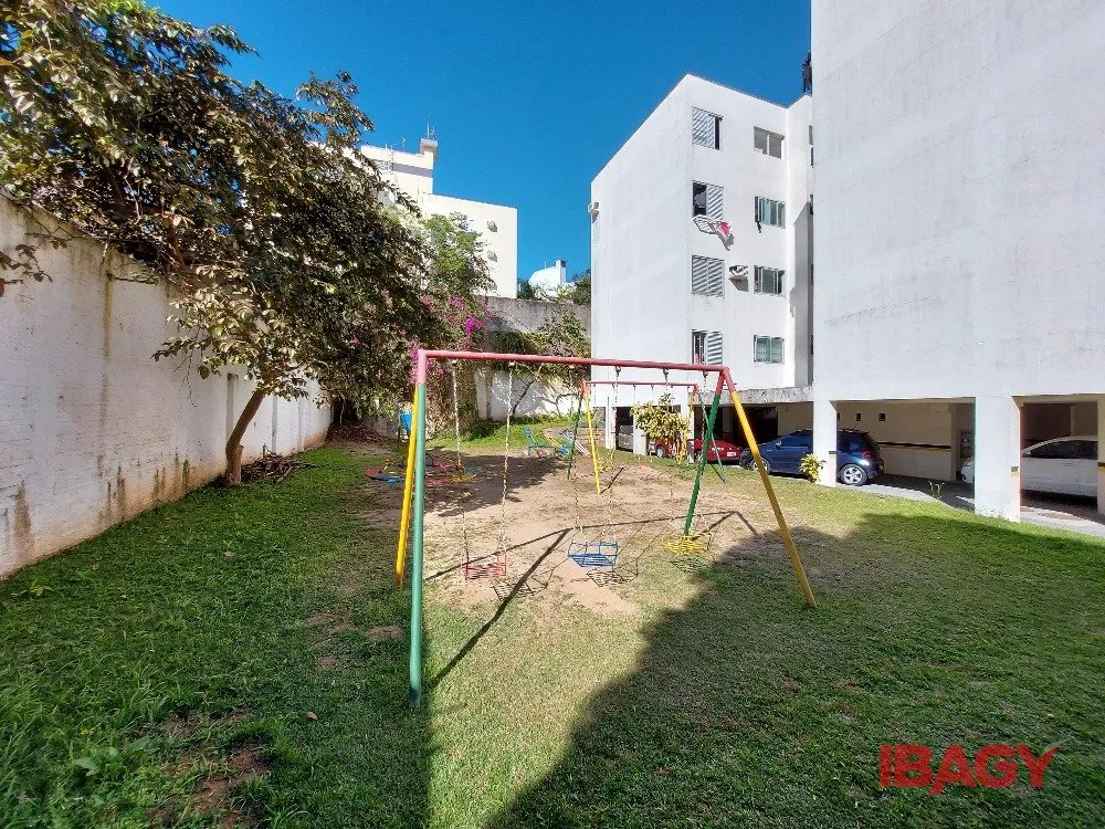 Apartment, 60 m², with a water view — photo 2