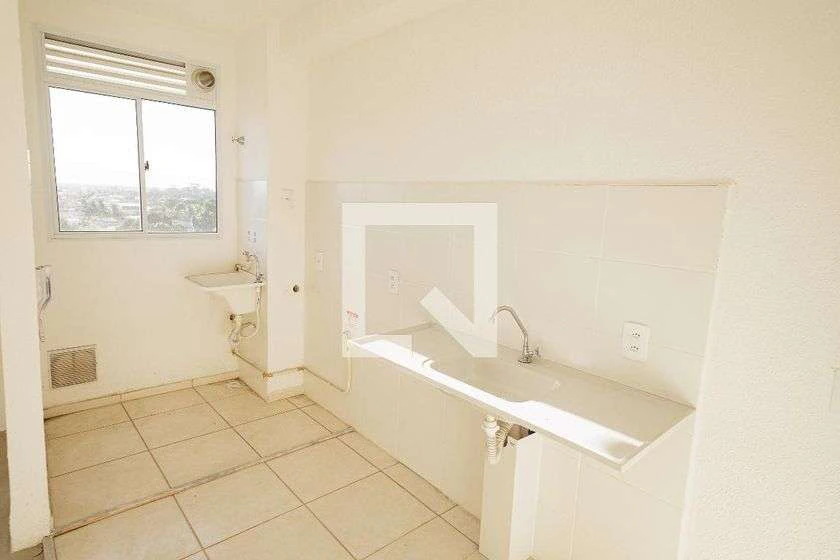 43 m² 2-bedroom apartment with closed kitchen — photo 8