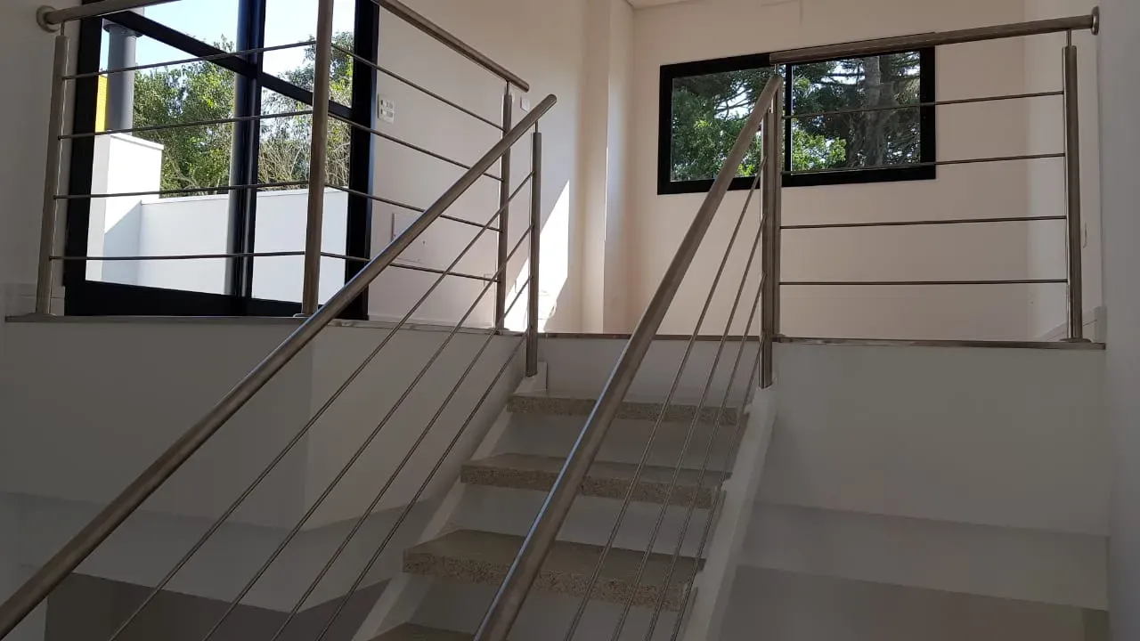 Unfurnished 260 m² house with 3 bedrooms and 2 parking — photo 21