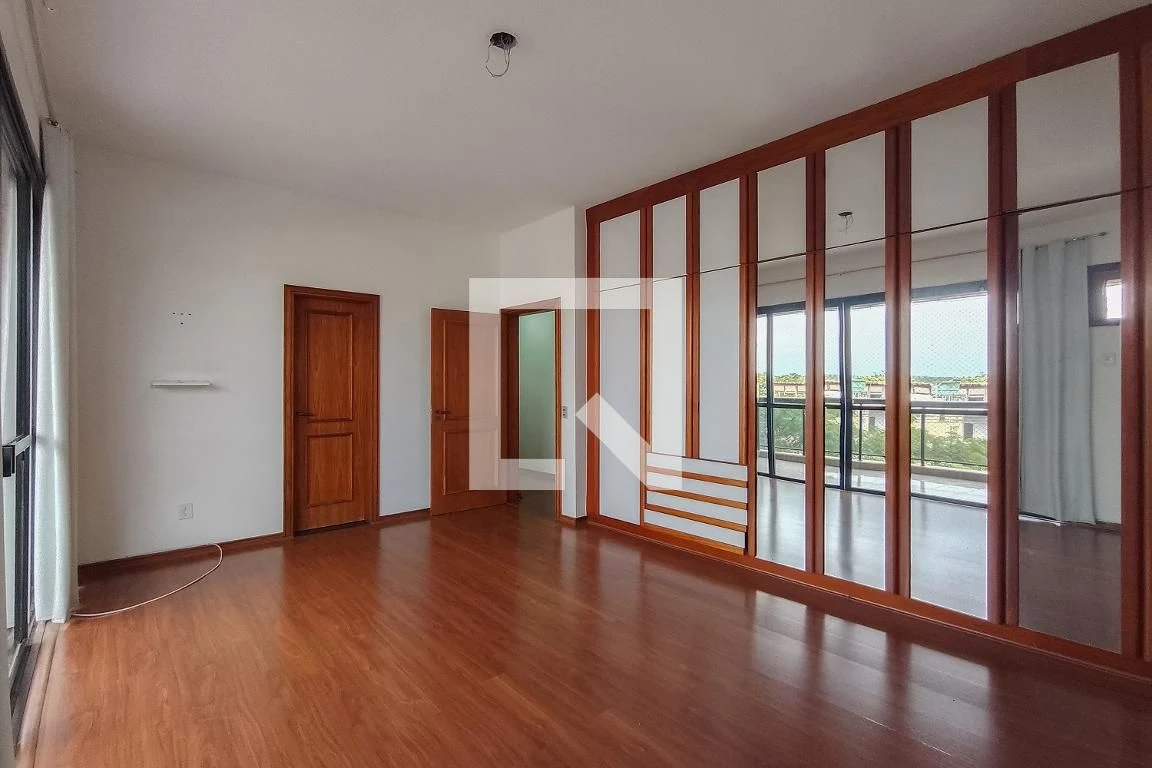 4-bedroom apartment with a water view in Rio de Janeiro — photo 25