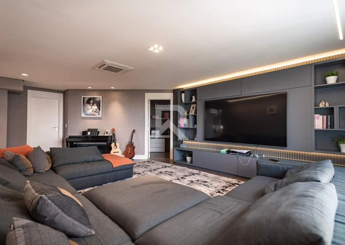 4 en-suite apartment with 373 m² and 5 parking spots — photo 11