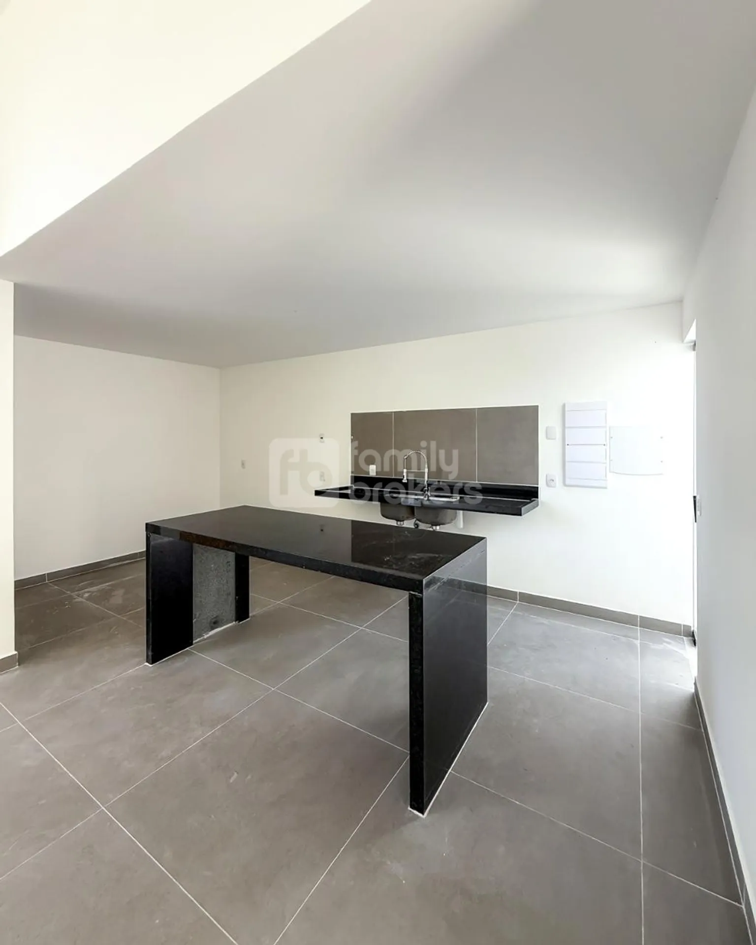House, 180 m², with a grill on the balcony — photo 2