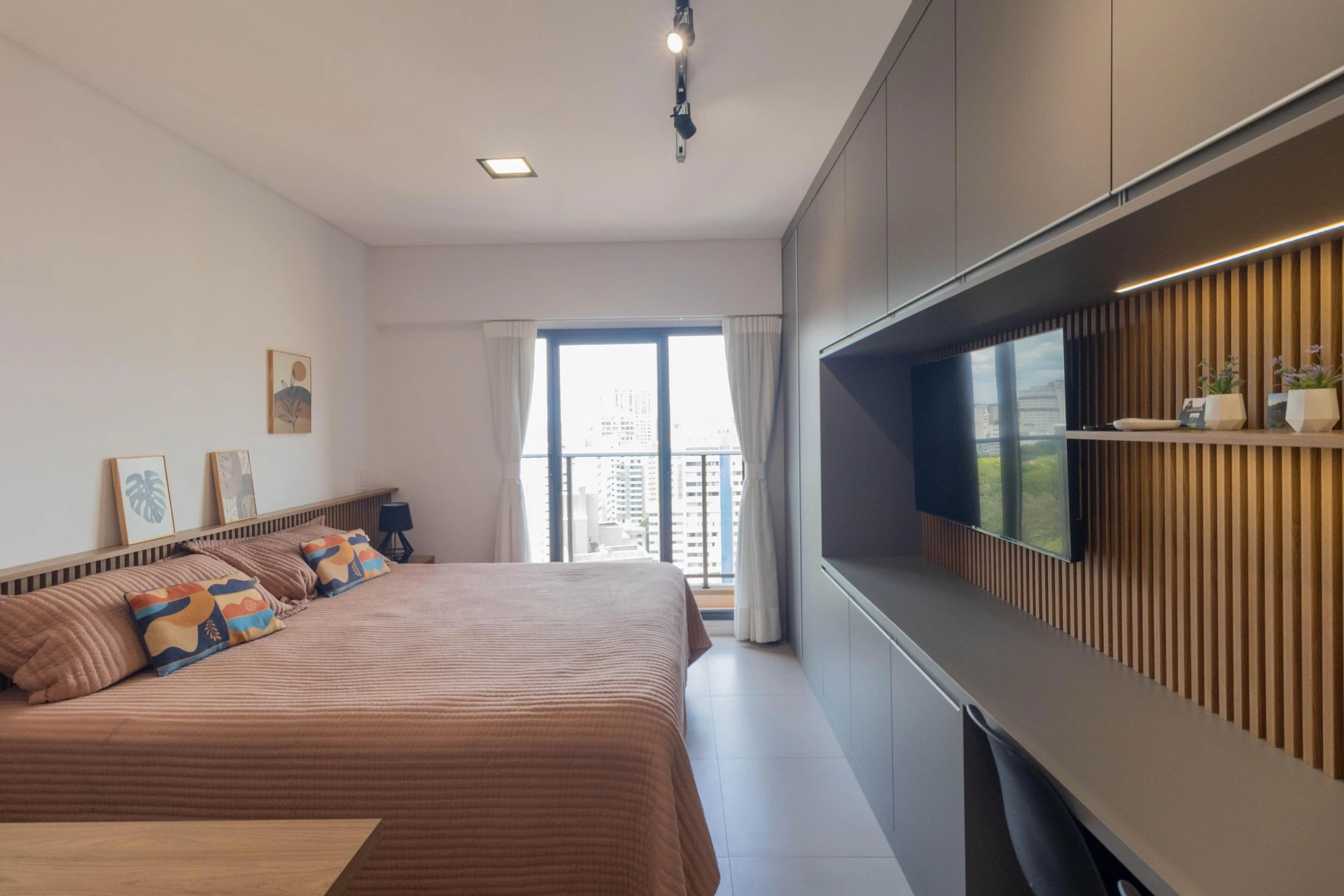 Apartamento mobiliado de 1 quarto com máquina de lavar — photo 3