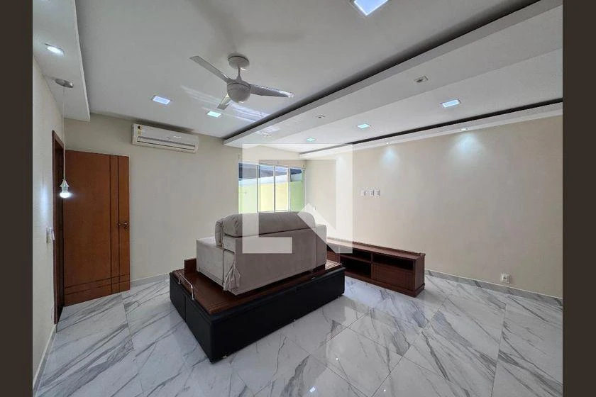 Furnished 367 m² apartment with 4 bedrooms and 3 parking — photo 39