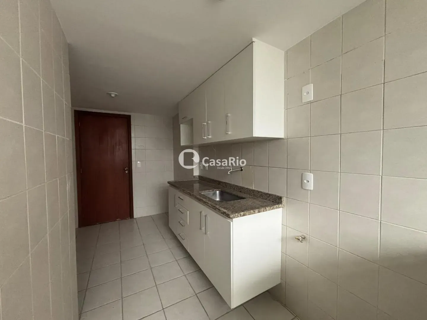 3-bedroom apartment with private garden and balcony — photo 18