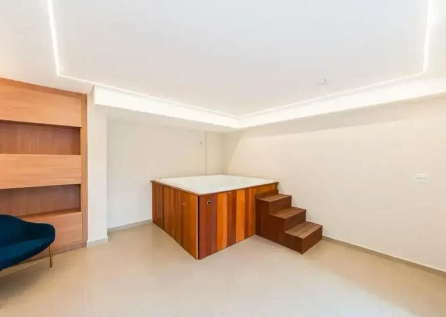 2-bedroom apartment with a home office in Curitiba — photo 26