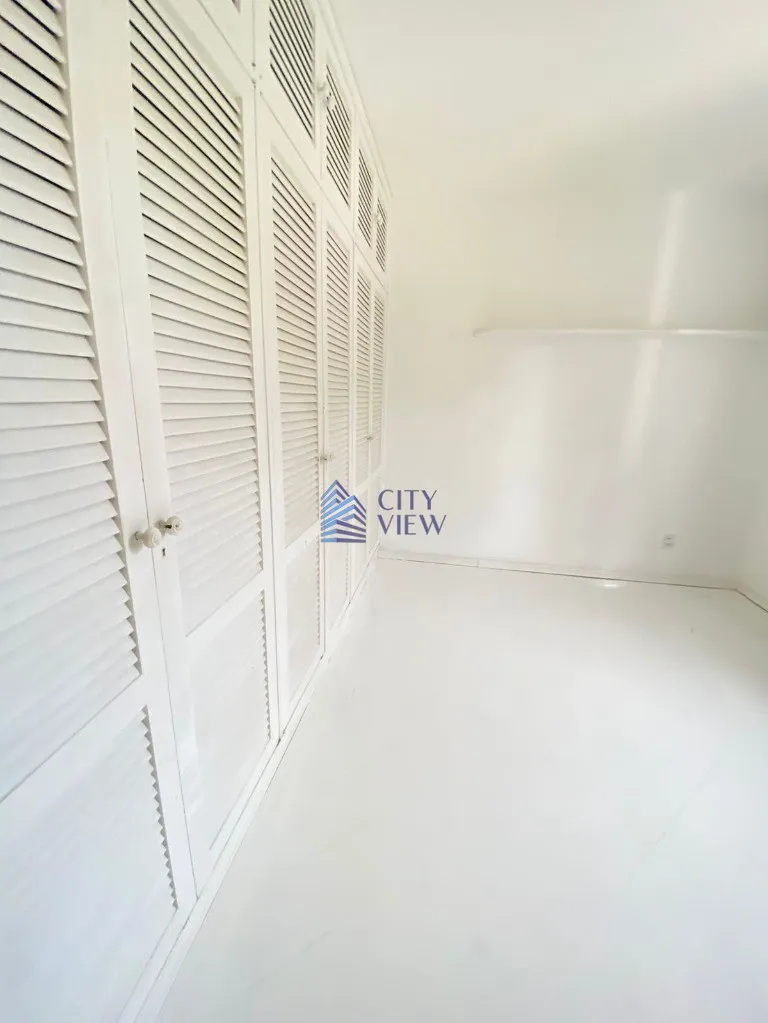 Unfurnished 4-bedroom house with 1000 m² — photo 24