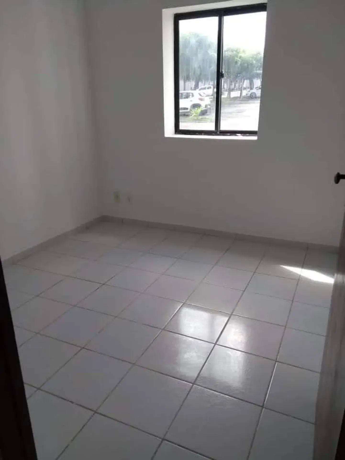 Apartamento de 2 quartos em condomínio com piscina — photo 12
